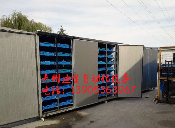 發(fā)往甘肅武威192個盤的苗菜機一臺