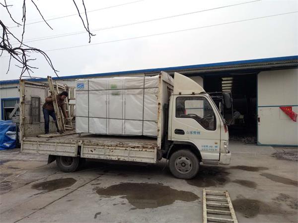 發(fā)往貴州的500斤豆芽機