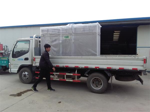 發(fā)往吉林200斤不銹鋼豆芽機1臺